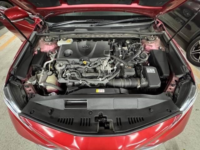 カムリ G メーカーナビ/フルセグTV/Bluetooth/バックカメラ/ブラインドスポットモニター/アダプティブクルーズコントロール/トヨタセーフティーセンス/パワーシート/電子パーキング/LEDヘッドライト(12枚目)