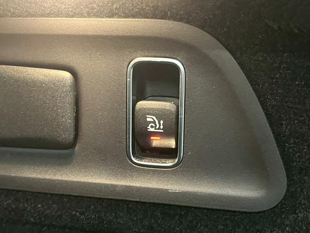 �h���₢���킹�͂O�T�U�S�|�U�S�|�S�O�X�S�܂Ł��k�C�����牫��܂őS���e�n�̂��q�l�ɂ��̔��n�j�����X�̔̔��̂U���͉����̔��Ŏ��ё������聙���X�^�b�t���e�ؒ��J�ɂ��ē����h