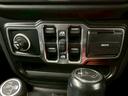 サハラ　ＡｐｐｌｅＣａｒｐｌａｙ／フルセグ／アダプティブクルーズコントロール／シートヒーター／ステアリングヒーター／ブラインドスポット／バックモニター／サイドカメラ／純正ナビ／サイドステップ／プッシュスタート（37枚目）