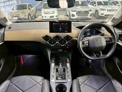 �ڥ���ƥꥢ�ۥ֥�å����Ĵ�Ȥ������������줿����ƥꥢ�ϰ츫�β��ͤ��ꡣ 3