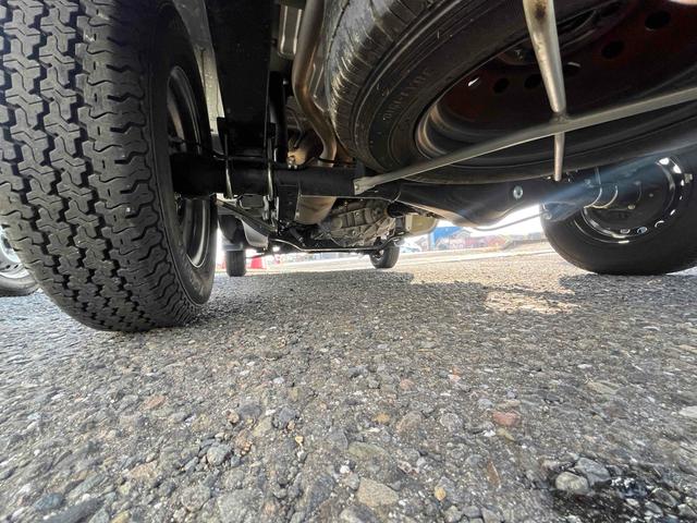 スーパーキャリイ Ｘ　４ＷＤ　５ＭＴ　衝突被害軽減システム　レーンアシスト　キーレスエントリー　オートライト　ＥＳＣ　エアコン　パワーウィンドウ　運転席エアバッグ　助手席エアバッグ（29枚目）