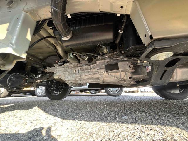 スーパーキャリイ Ｘ　４ＷＤ　５ＭＴ　衝突被害軽減システム　レーンアシスト　キーレスエントリー　オートライト　ＥＳＣ　エアコン　パワーウィンドウ　運転席エアバッグ　助手席エアバッグ（30枚目）