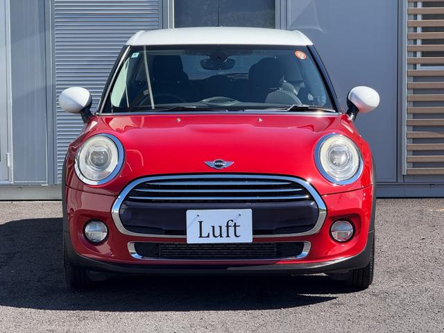 ＭＩＮＩ クーパーＤ　車検令和９年６月まで／純正ナビ／ＬＥＤヘッドライト／純正アルミホイール／Ｂｌｕｅｔｏｏｔｈ／アイドリングストップ／オートエアコン／オートライト／スマートキー／プッシュスタート／ＵＳＢポート／ＡＵＸ（9枚目）