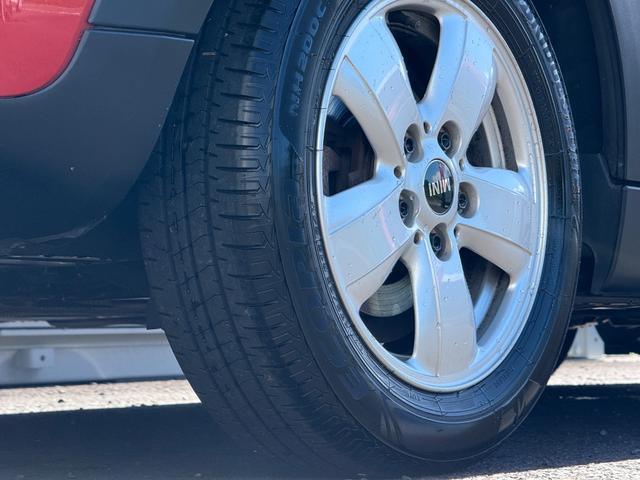 ＭＩＮＩ クーパーＤ　車検令和９年６月まで／純正ナビ／ＬＥＤヘッドライト／純正アルミホイール／Ｂｌｕｅｔｏｏｔｈ／アイドリングストップ／オートエアコン／オートライト／スマートキー／プッシュスタート／ＵＳＢポート／ＡＵＸ（41枚目）