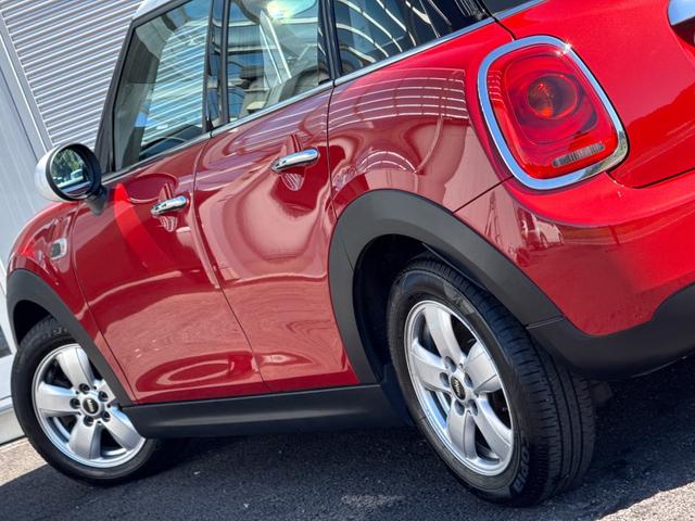 ＭＩＮＩ クーパーＤ　車検令和９年６月まで／純正ナビ／ＬＥＤヘッドライト／純正アルミホイール／Ｂｌｕｅｔｏｏｔｈ／アイドリングストップ／オートエアコン／オートライト／スマートキー／プッシュスタート／ＵＳＢポート／ＡＵＸ（45枚目）
