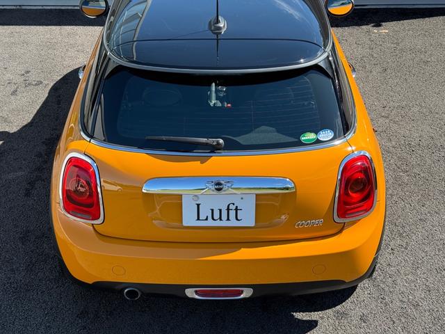 ＭＩＮＩ クーパー　車検２年付／ＬＥＤヘッドライト／純正ナビ／純正アルミホイール／ドライビングモード切替／ＥＴＣ／オートライト／スマートキー／プッシュスタート／Ｂｌｕｅｔｏｏｔｈ／ＵＳＢポート／ＡＵＸ／（31枚目）