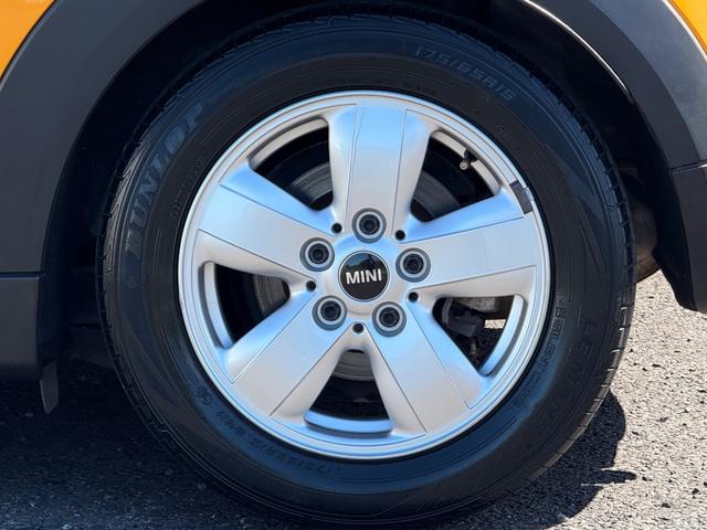 ＭＩＮＩ クーパー　車検２年付／ＬＥＤヘッドライト／純正ナビ／純正アルミホイール／ドライビングモード切替／ＥＴＣ／オートライト／スマートキー／プッシュスタート／Ｂｌｕｅｔｏｏｔｈ／ＵＳＢポート／ＡＵＸ／（34枚目）