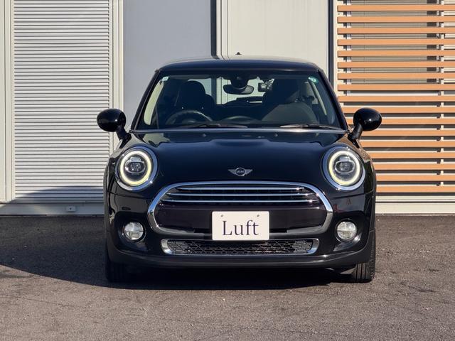 ＭＩＮＩ クーパー　２年車検／中期／６ＭＴ／純正ナビ／Ｂｌｕｅｔｈｏｏｔｈ／ＬＥＤヘッド／ＥＴＣ／純正１５インチＡＷ／オートライト／スマートキー＆プッシュスタート／（8枚目）