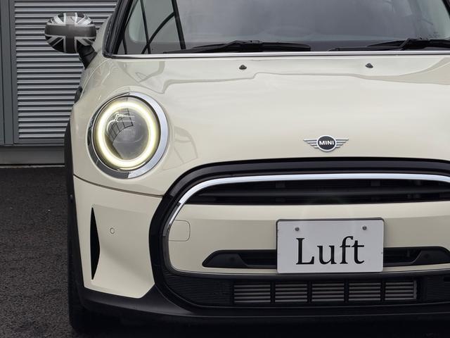ＭＩＮＩ クーパー　クラシック・トリム　車検２年／後期／純正ナビ／ハーフレザーシート／純正アルミホイール／ＬＥＤヘッドライト／Ｂｌｕｅｔｏｏｔｈ／スマートキー／プッシュスタート／クルーズコントロール／ドライビングモード切替／オートライト／（10枚目）