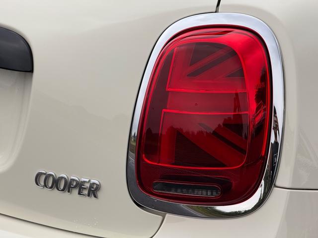 ＭＩＮＩ クーパー　クラシック・トリム　車検２年／後期／純正ナビ／ハーフレザーシート／純正アルミホイール／ＬＥＤヘッドライト／Ｂｌｕｅｔｏｏｔｈ／スマートキー／プッシュスタート／クルーズコントロール／ドライビングモード切替／オートライト／（32枚目）