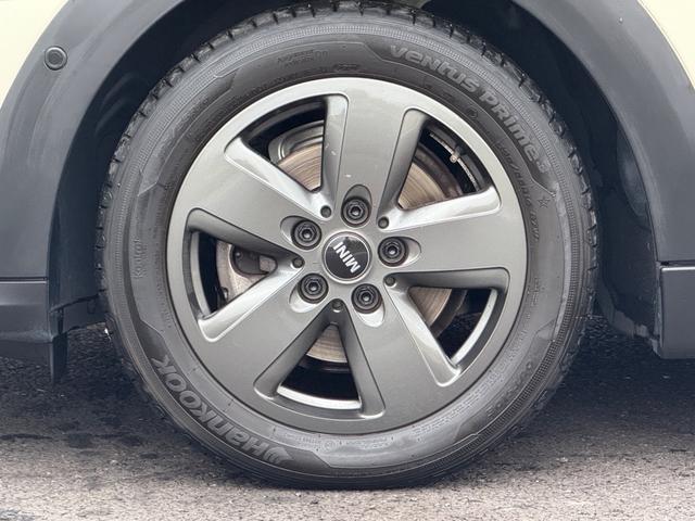 ＭＩＮＩ クーパー　クラシック・トリム　車検２年／後期／純正ナビ／ハーフレザーシート／純正アルミホイール／ＬＥＤヘッドライト／Ｂｌｕｅｔｏｏｔｈ／スマートキー／プッシュスタート／クルーズコントロール／ドライビングモード切替／オートライト／（35枚目）