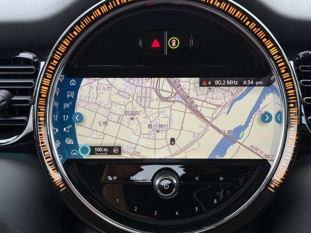 ＭＩＮＩ クーパー　クラシック・トリム　車検２年／後期／純正ナビ／ハーフレザーシート／純正アルミホイール／ＬＥＤヘッドライト／Ｂｌｕｅｔｏｏｔｈ／スマートキー／プッシュスタート／クルーズコントロール／ドライビングモード切替／オートライト／（71枚目）