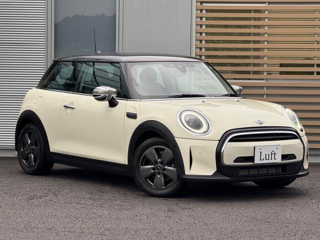 ＭＩＮＩ クーパー　クラシック・トリム　車検２年／後期／純正ナビ／ハーフレザーシート／純正アルミホイール／ＬＥＤヘッドライト／Ｂｌｕｅｔｏｏｔｈ／スマートキー／プッシュスタート／クルーズコントロール／ドライビングモード切替／オートライト／（76枚目）