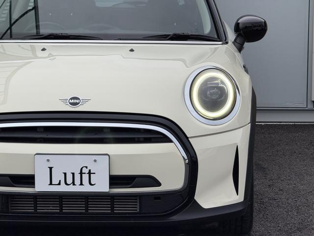 ＭＩＮＩ クーパーＤ　車検２年／後期／ハーフレザーシート／バックカメラ／ＡｐｐｌｅＣａｒＰｌａｙ／純正アルミホイール／オートライト／スマートキー／プッシュスタート／（11枚目）