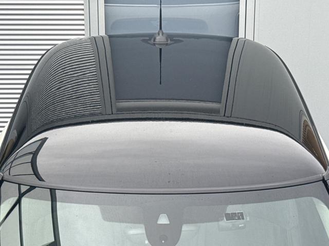 ＭＩＮＩ クーパーＤ　車検２年／後期／ハーフレザーシート／バックカメラ／ＡｐｐｌｅＣａｒＰｌａｙ／純正アルミホイール／オートライト／スマートキー／プッシュスタート／（17枚目）