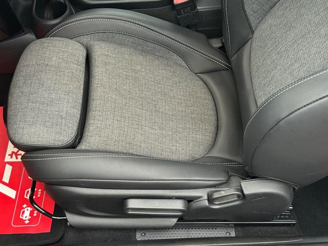 ＭＩＮＩ クーパーＤ　車検２年／後期／ハーフレザーシート／バックカメラ／ＡｐｐｌｅＣａｒＰｌａｙ／純正アルミホイール／オートライト／スマートキー／プッシュスタート／（52枚目）