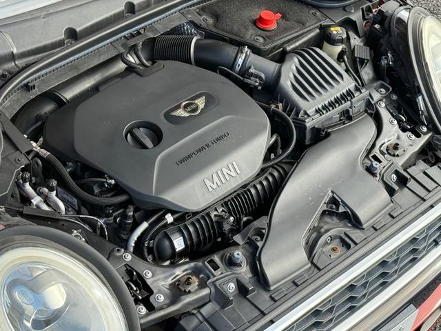 MINI クーパーS 6速MT/車検R8年12月/純正ナビ/純正アルミホイール/スマートキー/プッシュスタート/Bluetooth/ミラーインETC/オートライト/AUX/USBポート/(5枚目)