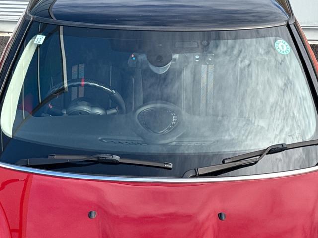 MINI クーパーS 6速MT/車検R8年12月/純正ナビ/純正アルミホイール/スマートキー/プッシュスタート/Bluetooth/ミラーインETC/オートライト/AUX/USBポート/(15枚目)
