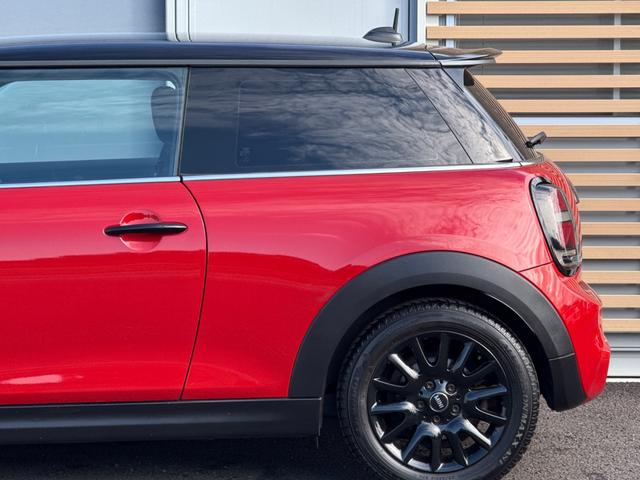 MINI クーパーS 6速MT/車検R8年12月/純正ナビ/純正アルミホイール/スマートキー/プッシュスタート/Bluetooth/ミラーインETC/オートライト/AUX/USBポート/(25枚目)