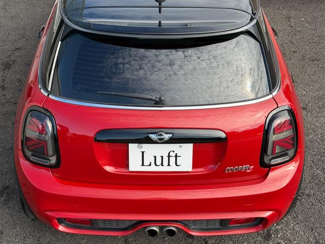 MINI クーパーS 6速MT/車検R8年12月/純正ナビ/純正アルミホイール/スマートキー/プッシュスタート/Bluetooth/ミラーインETC/オートライト/AUX/USBポート/(32枚目)