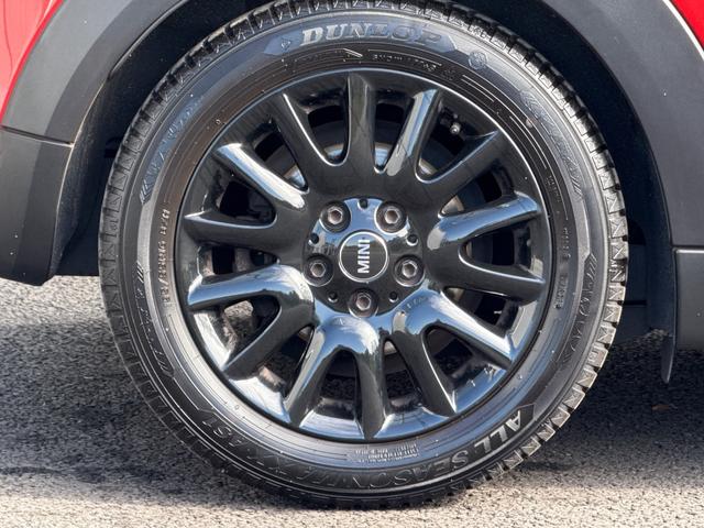 MINI クーパーS 6速MT/車検R8年12月/純正ナビ/純正アルミホイール/スマートキー/プッシュスタート/Bluetooth/ミラーインETC/オートライト/AUX/USBポート/(37枚目)