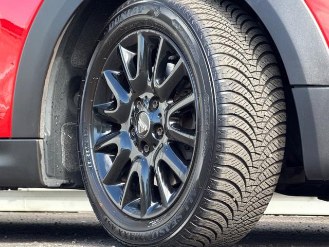 MINI クーパーS 6速MT/車検R8年12月/純正ナビ/純正アルミホイール/スマートキー/プッシュスタート/Bluetooth/ミラーインETC/オートライト/AUX/USBポート/(39枚目)