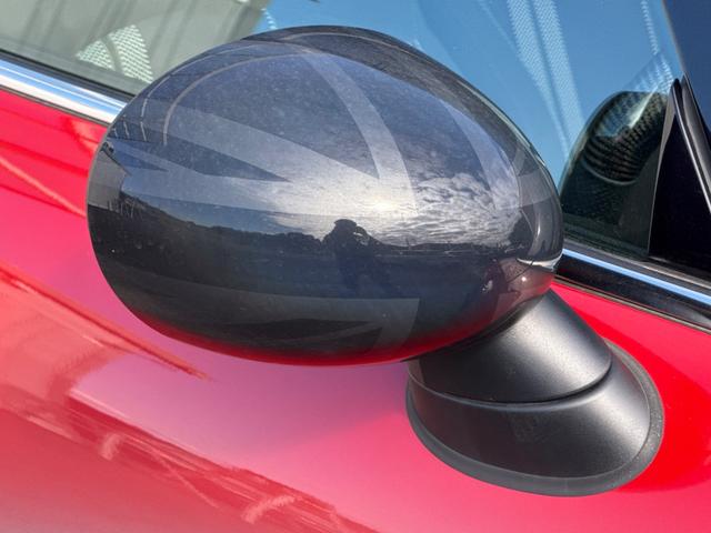 MINI クーパーS 6速MT/車検R8年12月/純正ナビ/純正アルミホイール/スマートキー/プッシュスタート/Bluetooth/ミラーインETC/オートライト/AUX/USBポート/(40枚目)