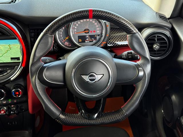 MINI クーパーS 6速MT/車検R8年12月/純正ナビ/純正アルミホイール/スマートキー/プッシュスタート/Bluetooth/ミラーインETC/オートライト/AUX/USBポート/(48枚目)