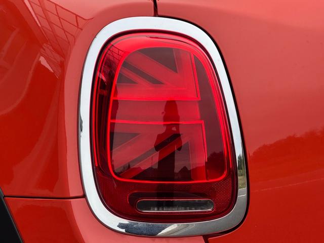 MINI クーパー 車検2年/中期/バックカメラ/純正ナビ/純正アルミホイール/スマートキー/プッシュスタート/スペアキー/Bluetooth/クルーズコントロール/ETC/オートライト/LEDヘッドライト/(32枚目)