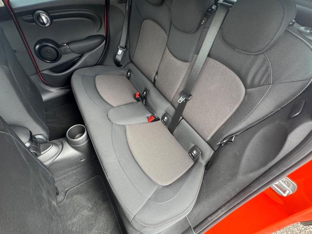 MINI クーパー 車検2年/中期/バックカメラ/純正ナビ/純正アルミホイール/スマートキー/プッシュスタート/スペアキー/Bluetooth/クルーズコントロール/ETC/オートライト/LEDヘッドライト/(58枚目)