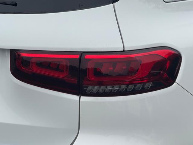 ＧＬＢ ＧＬＢ２００ｄ　車検２年／ハーフレザーシート／シートヒーター／パワーバックドア／純正ナビ／３６０度カメラ／純正アルミホイール／スマートキー／スペアキー／ＢＳＭ／ＥＴＣ／ＬＥＤヘッドライト／電動シート／（33枚目）