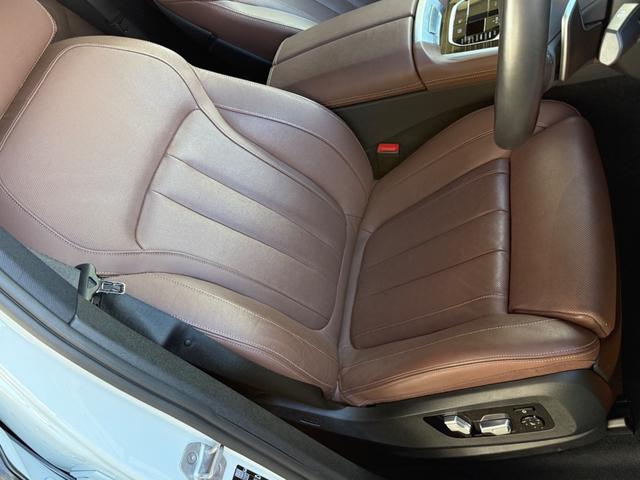 X6 xDrive 35d Mスポーツ 車検2年/ブラウンレザーシート/パノラマサンルーフ/ハーマンカードンサウンド/アラウンドビューモニター/純正アルミホイール/純正ナビ/シートヒーター/ベンチレーション/ミラーインETC/(5枚目)