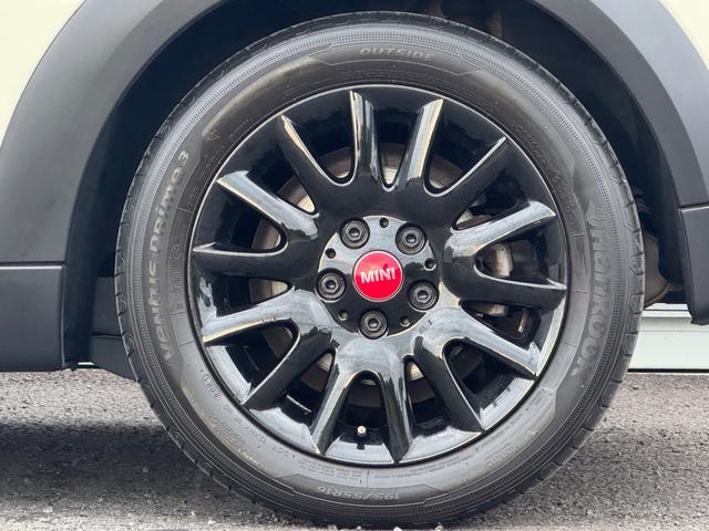ＭＩＮＩ クーパー　クラシック・トリム　車検２年／後期／ハーフレザーシート／純正ナビ／バックカメラ／ＥＴＣ／スマートキー／プッシュスタート／スペアキー／Ｂｌｕｅｔｏｏｔｈ／液晶メーター／ＬＥＤヘッドライト／純正アルミホイール／オートライト／（30枚目）