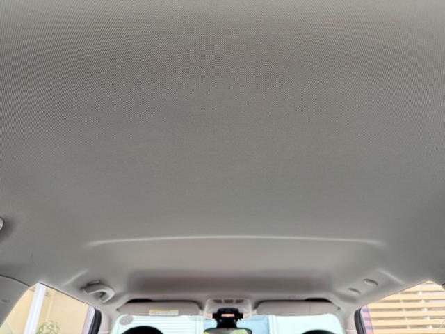 ＭＩＮＩ クーパー　クラシック・トリム　車検２年／後期／ハーフレザーシート／純正ナビ／バックカメラ／ＥＴＣ／スマートキー／プッシュスタート／スペアキー／Ｂｌｕｅｔｏｏｔｈ／液晶メーター／ＬＥＤヘッドライト／純正アルミホイール／オートライト／（50枚目）