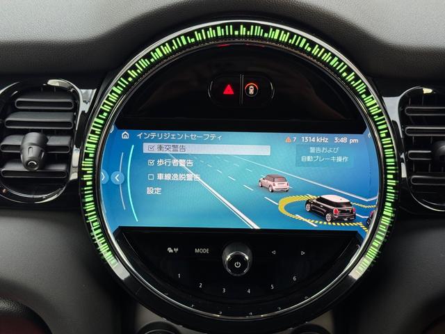 ＭＩＮＩ クーパー　クラシック・トリム　車検２年／後期／ハーフレザーシート／純正ナビ／バックカメラ／ＥＴＣ／スマートキー／プッシュスタート／スペアキー／Ｂｌｕｅｔｏｏｔｈ／液晶メーター／ＬＥＤヘッドライト／純正アルミホイール／オートライト／（67枚目）