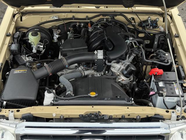 ランドクルーザー70 車検1年/ピックアップ/純正SDナビ/フルセグTV/ETC/5MT/Bluethooth/キーレス(15枚目)