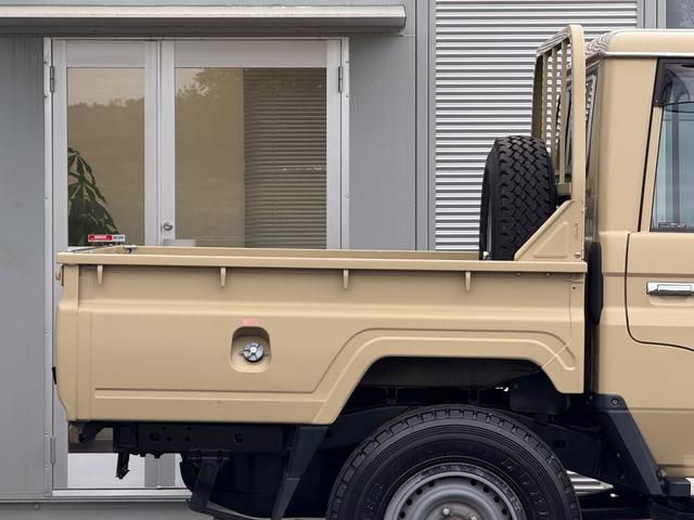 ランドクルーザー70 車検1年/ピックアップ/純正SDナビ/フルセグTV/ETC/5MT/Bluethooth/キーレス(20枚目)