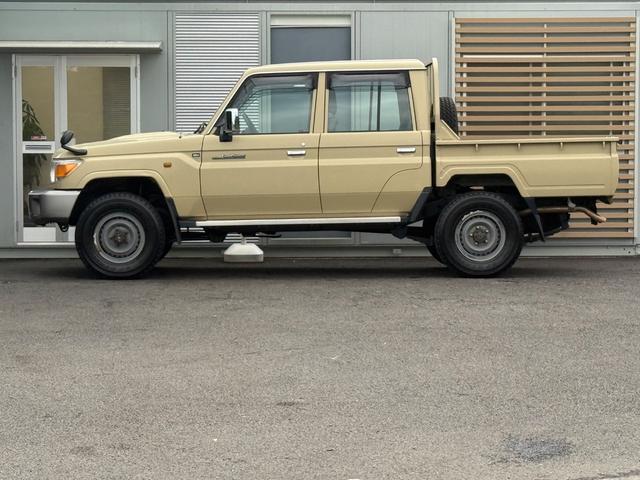 ランドクルーザー70 車検1年/ピックアップ/純正SDナビ/フルセグTV/ETC/5MT/Bluethooth/キーレス(24枚目)