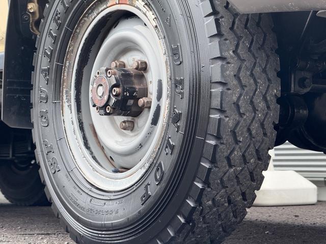 ランドクルーザー70 車検1年/ピックアップ/純正SDナビ/フルセグTV/ETC/5MT/Bluethooth/キーレス(46枚目)