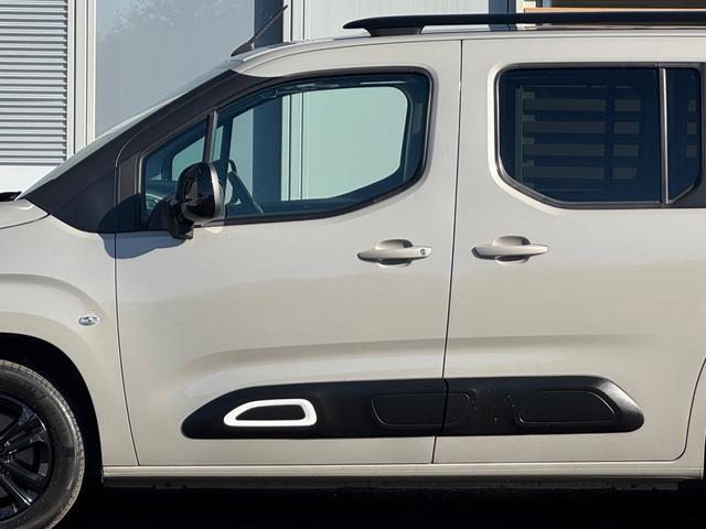 ベルランゴ 2年車検/衝突軽減/アクティブクルーズコントロール/BSM/パノラミックガラスルーフ/純正ディスプレイオーディオ/バックカメラ/サイドカメラ/AppleCarPlay/ETC/純正16インチAW(25枚目)