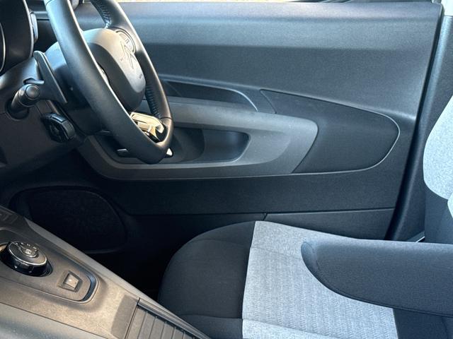 ベルランゴ 2年車検/衝突軽減/アクティブクルーズコントロール/BSM/パノラミックガラスルーフ/純正ディスプレイオーディオ/バックカメラ/サイドカメラ/AppleCarPlay/ETC/純正16インチAW(66枚目)