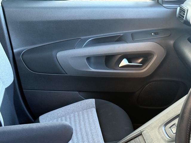 ベルランゴ 2年車検/衝突軽減/アクティブクルーズコントロール/BSM/パノラミックガラスルーフ/純正ディスプレイオーディオ/バックカメラ/サイドカメラ/AppleCarPlay/ETC/純正16インチAW(67枚目)