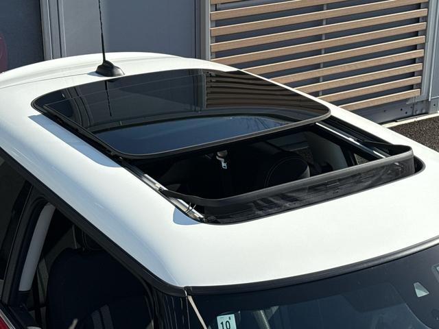 ＭＩＮＩ クーパーＳ　車検２年／中期／６速ＭＴ／サンルーフ／バックカメラ／ＥＴＣ／クリアランスソナー／純正ナビ／純正アルミホイール／Ｂｌｕｅｔｏｏｔｈ／スマートキー／プッシュスタート／（18枚目）