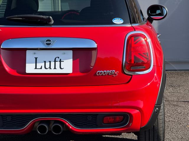 ＭＩＮＩ クーパーＳ　車検２年／中期／６速ＭＴ／サンルーフ／バックカメラ／ＥＴＣ／クリアランスソナー／純正ナビ／純正アルミホイール／Ｂｌｕｅｔｏｏｔｈ／スマートキー／プッシュスタート／（31枚目）