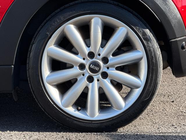 ＭＩＮＩ クーパーＳ　車検２年／中期／６速ＭＴ／サンルーフ／バックカメラ／ＥＴＣ／クリアランスソナー／純正ナビ／純正アルミホイール／Ｂｌｕｅｔｏｏｔｈ／スマートキー／プッシュスタート／（36枚目）