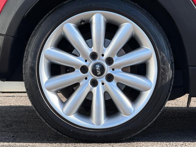 ＭＩＮＩ クーパーＳ　車検２年／中期／６速ＭＴ／サンルーフ／バックカメラ／ＥＴＣ／クリアランスソナー／純正ナビ／純正アルミホイール／Ｂｌｕｅｔｏｏｔｈ／スマートキー／プッシュスタート／（38枚目）