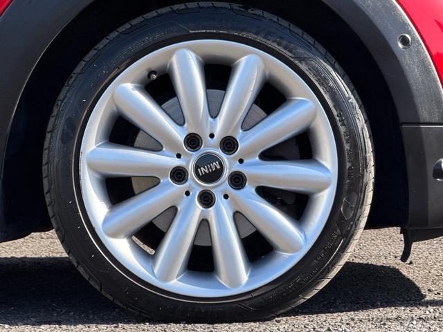 ＭＩＮＩ クーパーＳ　車検２年／中期／６速ＭＴ／サンルーフ／バックカメラ／ＥＴＣ／クリアランスソナー／純正ナビ／純正アルミホイール／Ｂｌｕｅｔｏｏｔｈ／スマートキー／プッシュスタート／（39枚目）