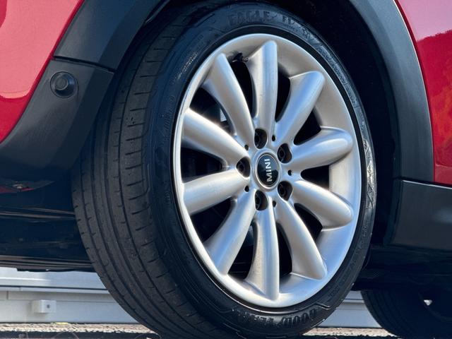 ＭＩＮＩ クーパーＳ　車検２年／中期／６速ＭＴ／サンルーフ／バックカメラ／ＥＴＣ／クリアランスソナー／純正ナビ／純正アルミホイール／Ｂｌｕｅｔｏｏｔｈ／スマートキー／プッシュスタート／（40枚目）