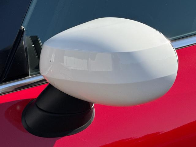 ＭＩＮＩ クーパーＳ　車検２年／中期／６速ＭＴ／サンルーフ／バックカメラ／ＥＴＣ／クリアランスソナー／純正ナビ／純正アルミホイール／Ｂｌｕｅｔｏｏｔｈ／スマートキー／プッシュスタート／（43枚目）