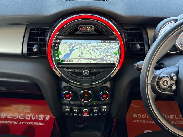 ＭＩＮＩ クーパーＳ　車検２年／中期／６速ＭＴ／サンルーフ／バックカメラ／ＥＴＣ／クリアランスソナー／純正ナビ／純正アルミホイール／Ｂｌｕｅｔｏｏｔｈ／スマートキー／プッシュスタート／（50枚目）